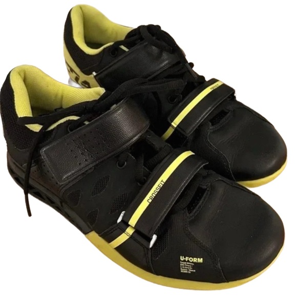 Reebok Shoes - REEBOK ~ Women’s CrossFit 74 shoes w/shoelace and double velcro straps size 7.5